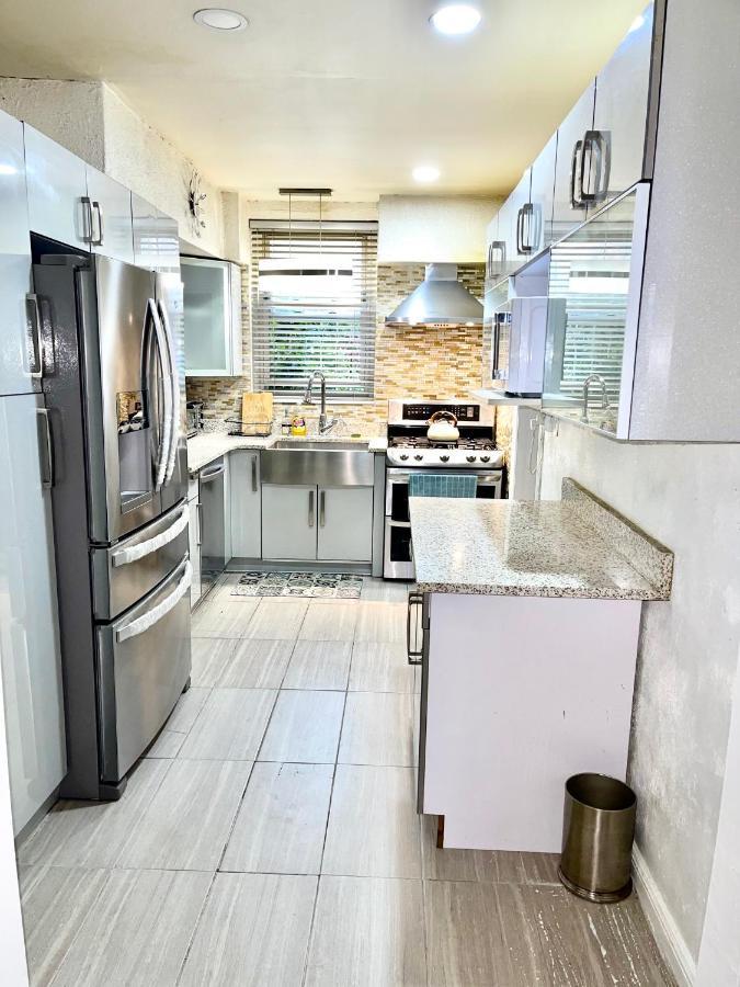ניו יורק Lga Airport 3 Mins, 3 Bedroom Duplex House, Parking And Private Backyard, 9Mins Subway! מראה חיצוני תמונה